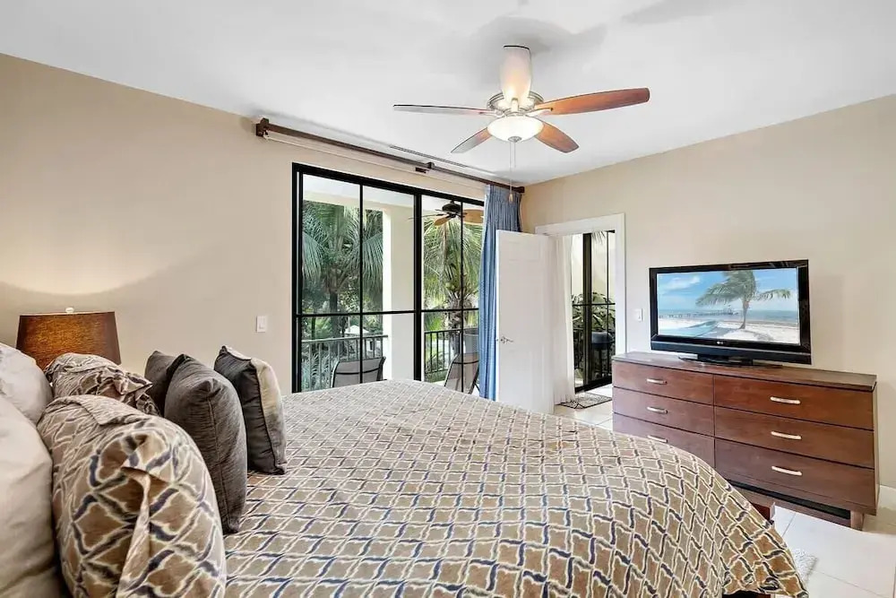Luxe 3-BD Condo on 2nd Floor Above Pool