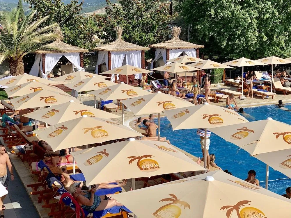 PalmaNova Resort