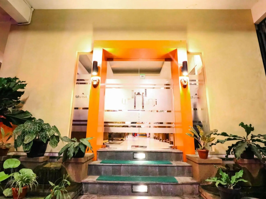 Front One Resort Yogyakarta