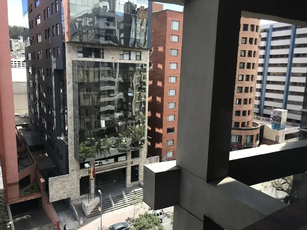 BlueZone Apartments
