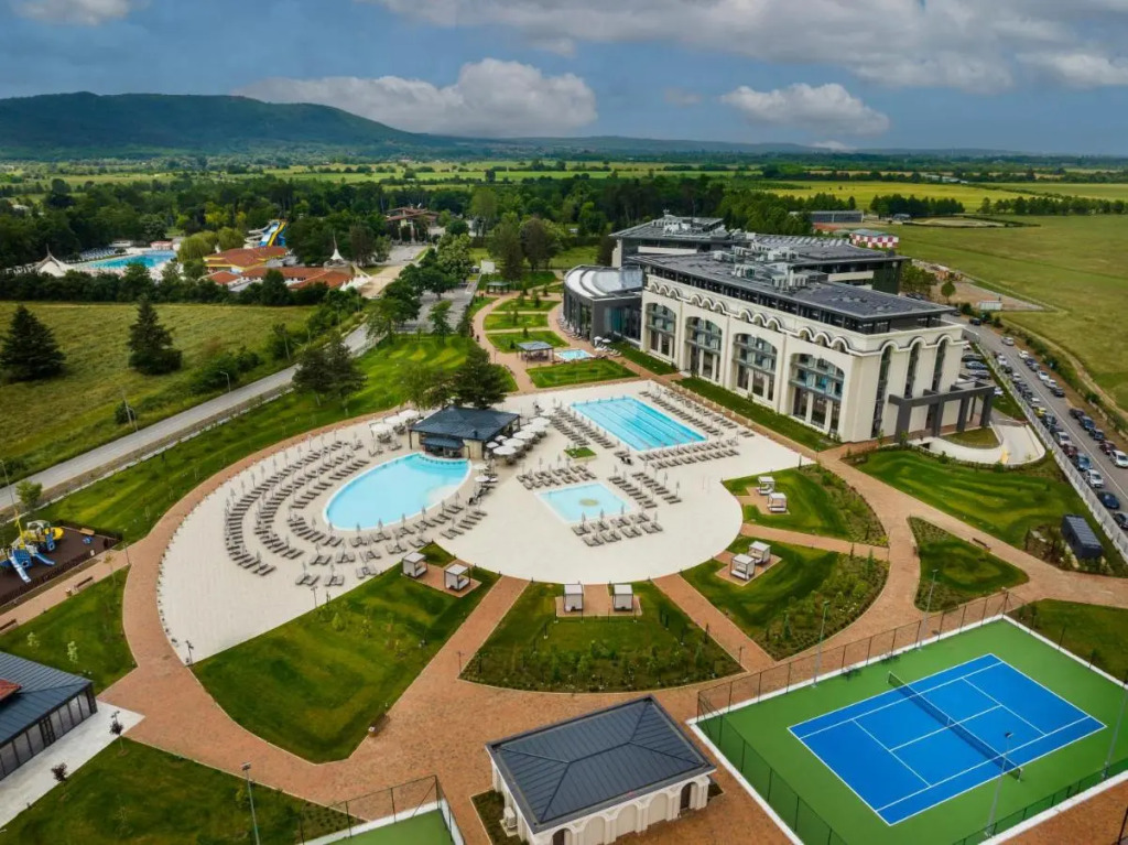 Kings Valley Medical & Spa Hotel