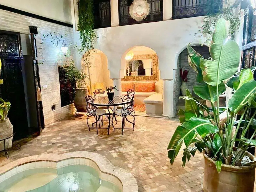 Riad Warda