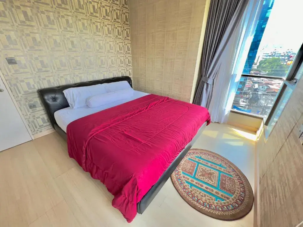 2bedroom condo in heart of Bangkok