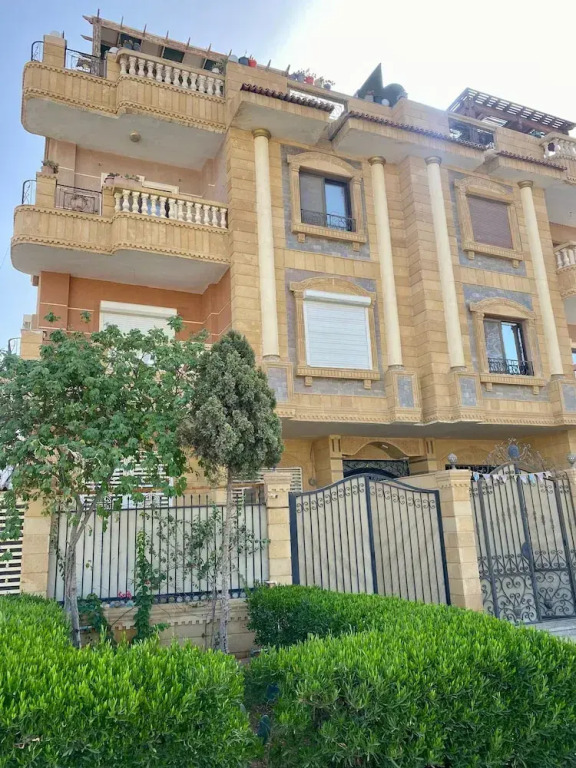 Luxurious Villa Serene Garden New Cairo