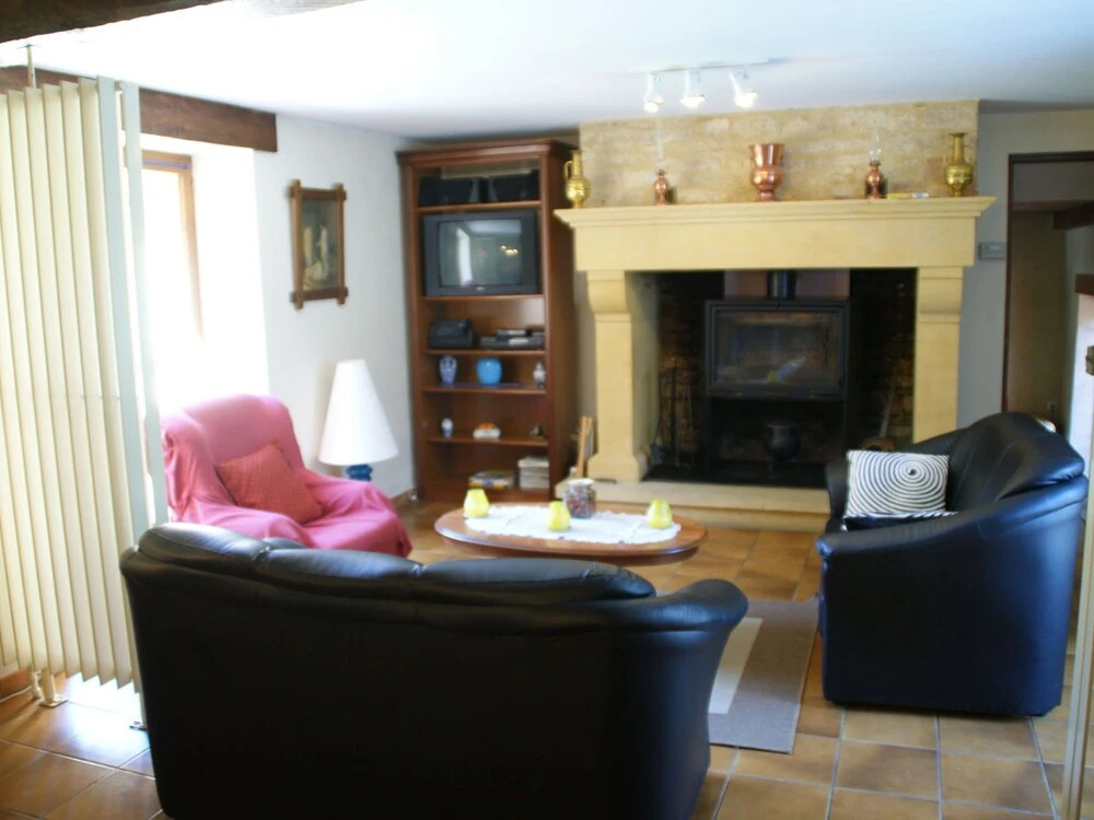 Cozy Holiday Home in Villefranche-du-Perigord with TV
