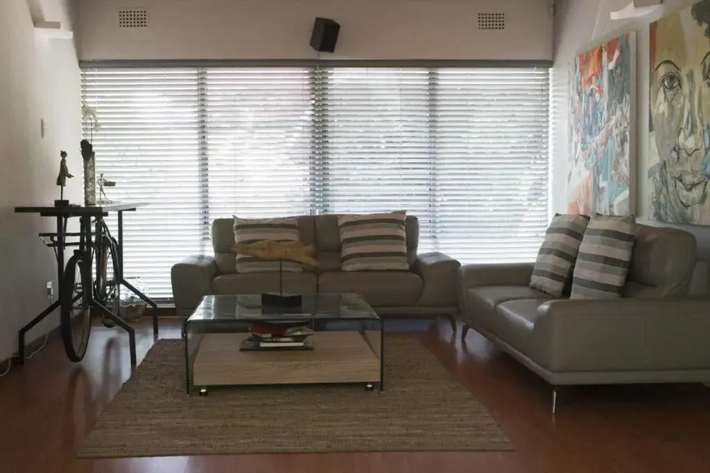Luxury Upmarket Guesthouse 20 on 4th