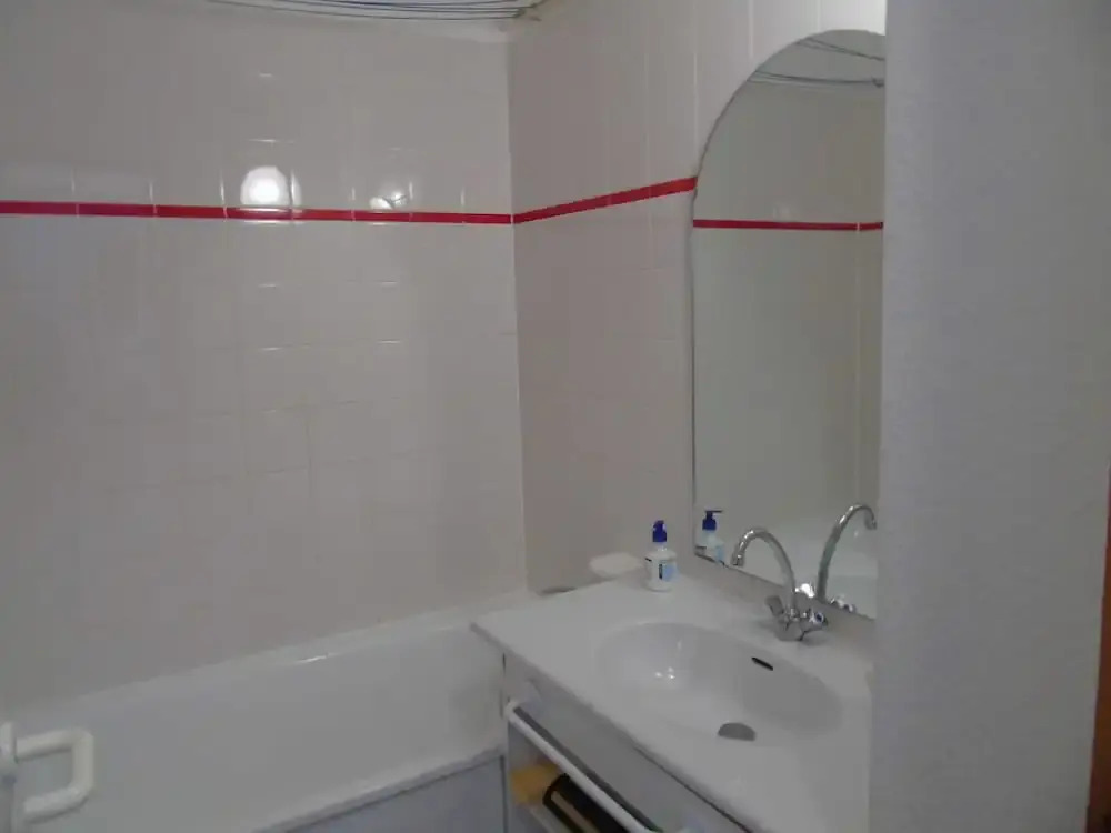 Lou Services Apartment M3-218 LSI 001