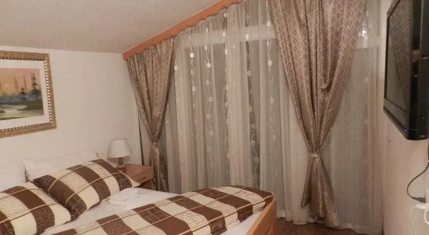 Villa Hum