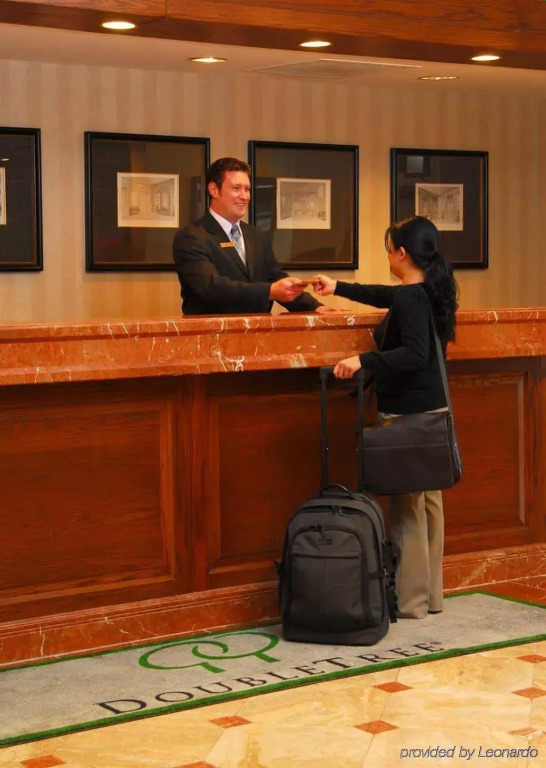 DoubleTree by Hilton Hotel Chicago Wood Dale - Elk Grove