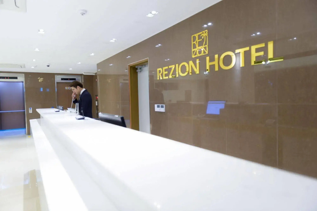 Rezion Hotel