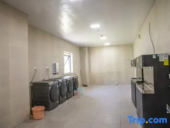 Tao Bo City Youth Hostel
