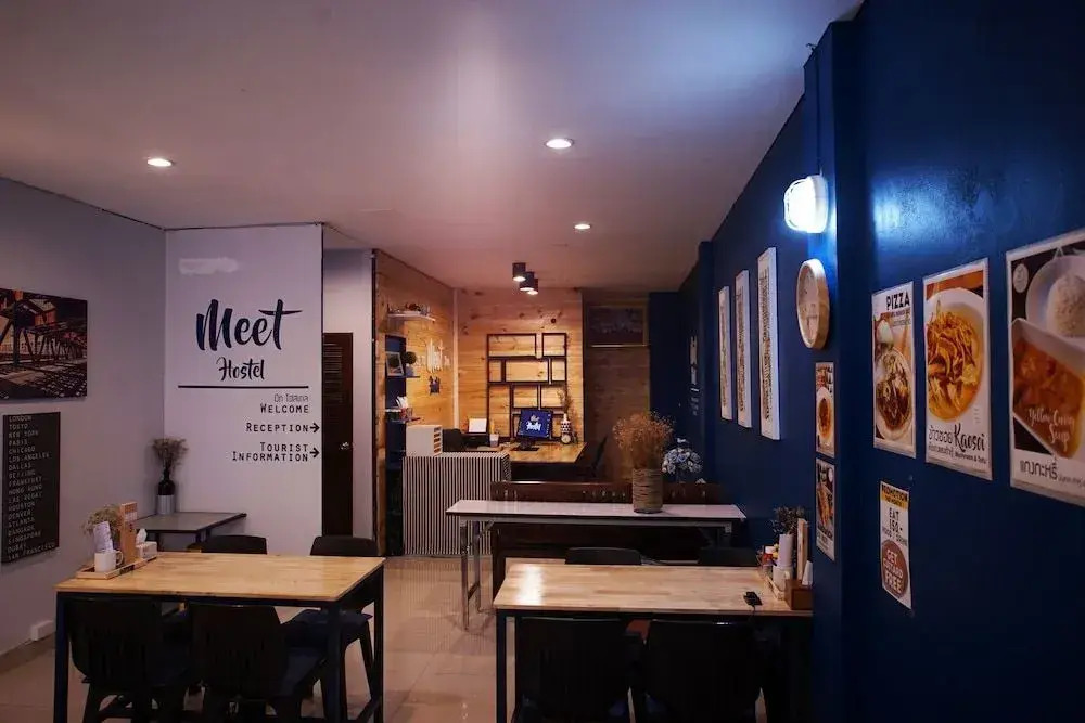 VR Meet Hostel