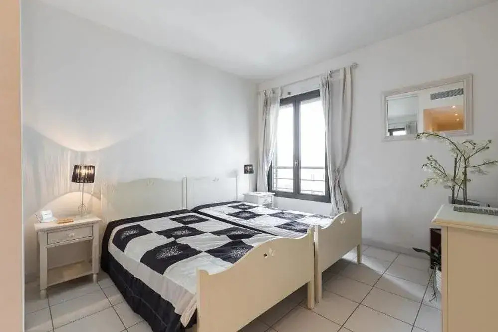 Apartment With 3 Bedrooms in Cannes, With Wonderful City View, Furnished Terrace and Wifi - 200 m From the Beach