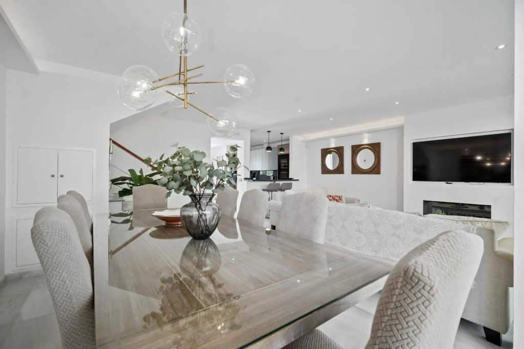 Casa Del Sol by Finest Rentals