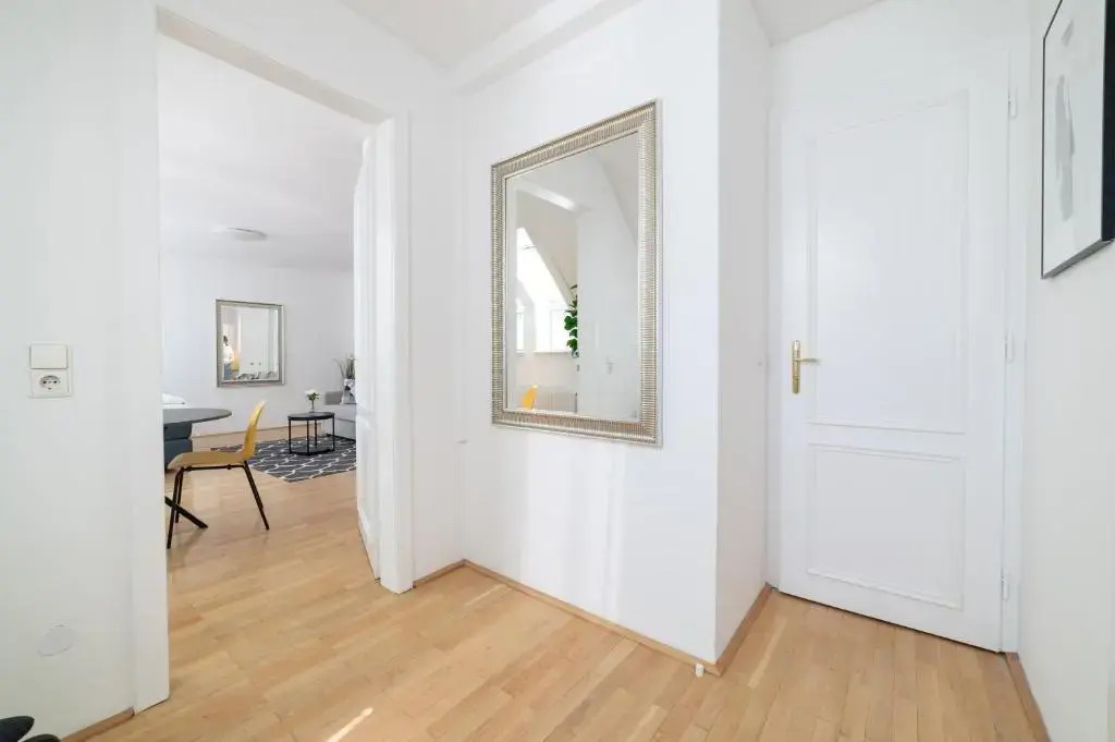 Beautiful apartment in Vienna's heart 18