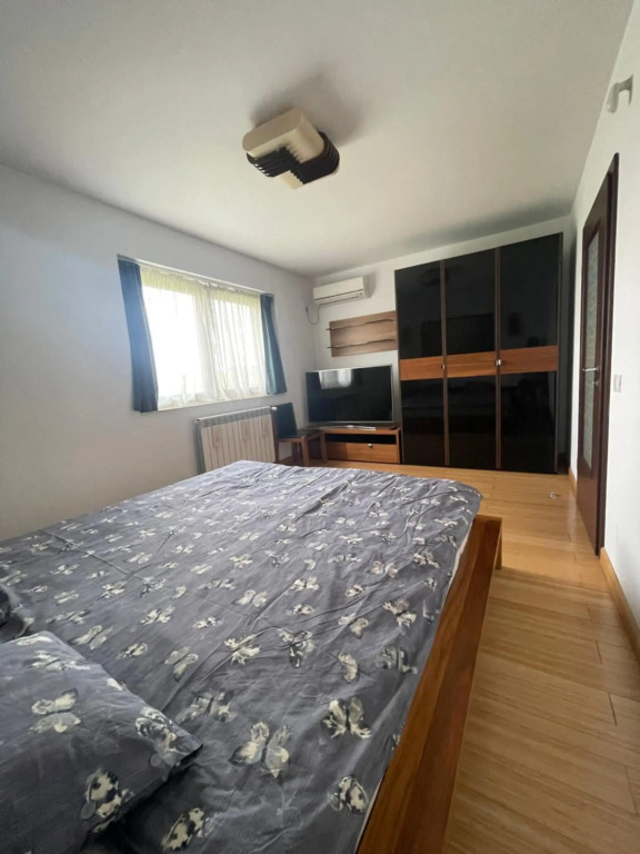 Sunny two room apartment, Baneasa, Petrom City.