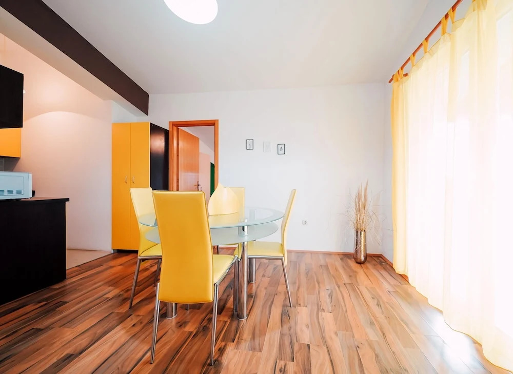 Apartment With 2 Bedrooms in Ljubac, With Wonderful sea View, Pool Acc