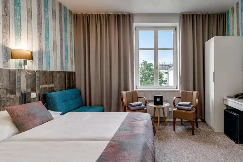 Royal Court Hotel