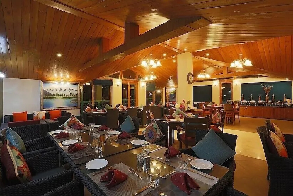 Mongas Hotel & Resort