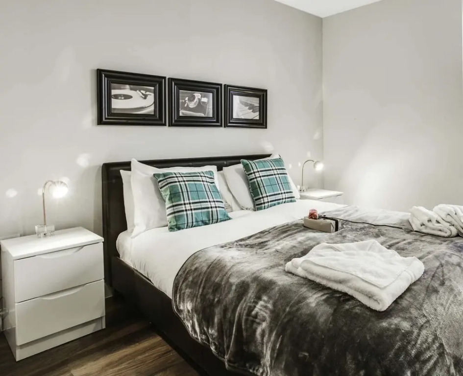 Approved Serviced Apartments Gorse Hill