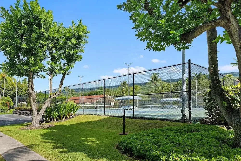 Big Island Keauhou Surf & Racquet 4-103 2 Bedroom Condo
