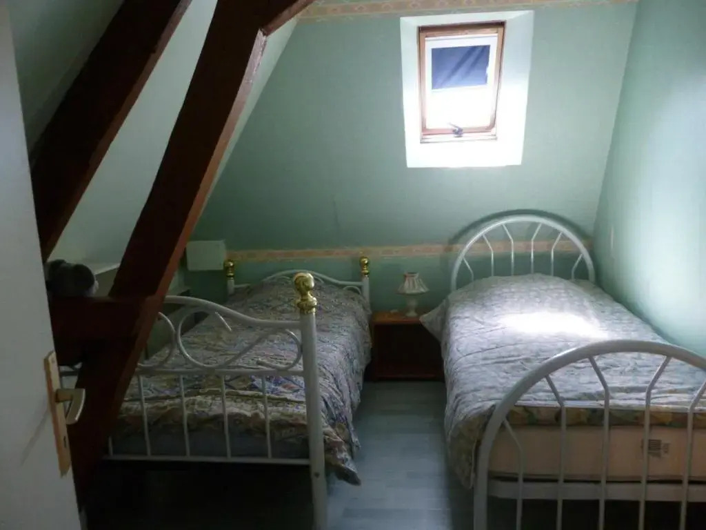 Charmant appartement à la ferme, 2 chambres, Wi-Fi, proche Auxi-le-Château - FR-1-376-28
