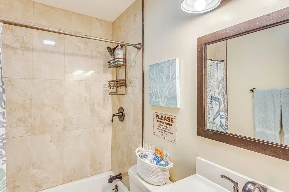 Pool Access, 4 Blocks to Ocean! N Myrtle Beach Gem