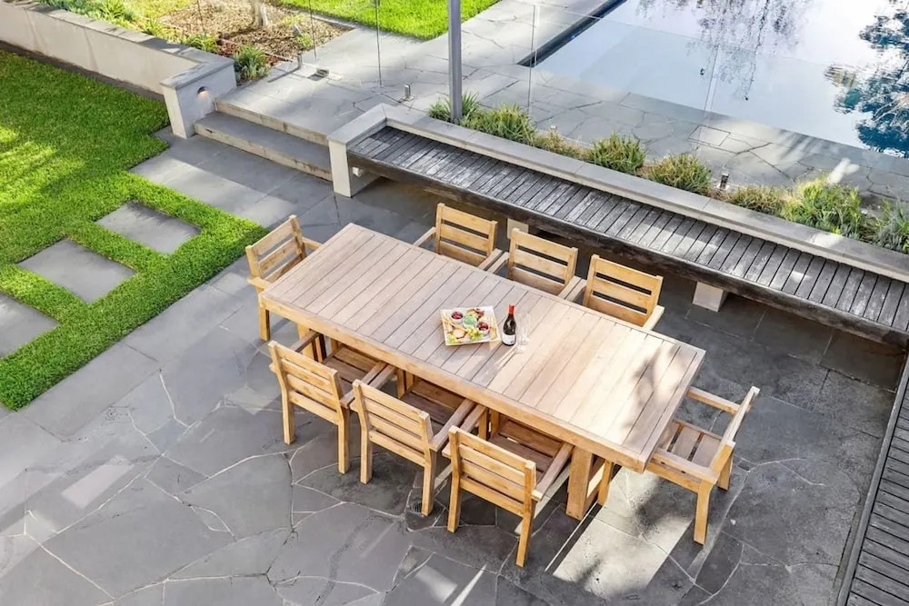 Blairgowrie Beachside Retreat Solar Heated Pool