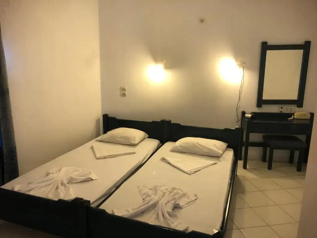 Apartment for 4 Near the Beach