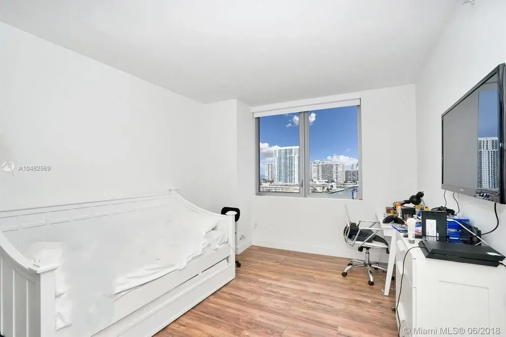 Stunning View 3Bd Apt @ BeachWalk Resort 1101