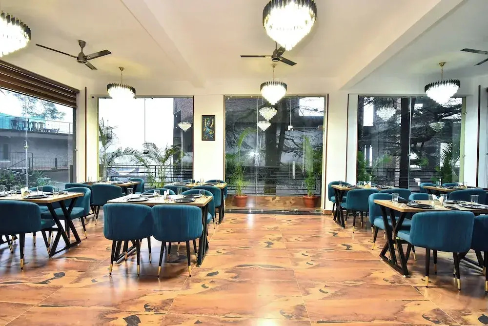 LA Riqueza Koala Inn Mcleod Ganj - Near to Dalai Lama Temple & Mall Road