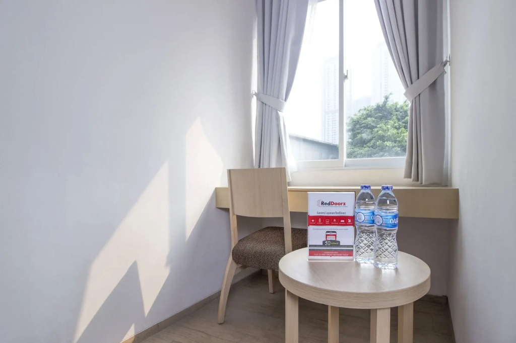 RedDoorz Plus @ SCBD