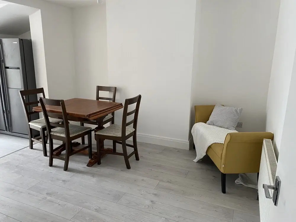 Modern Apartment in Nice Area in South London