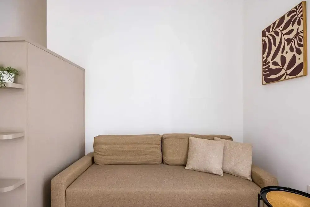 Thelos Apartment