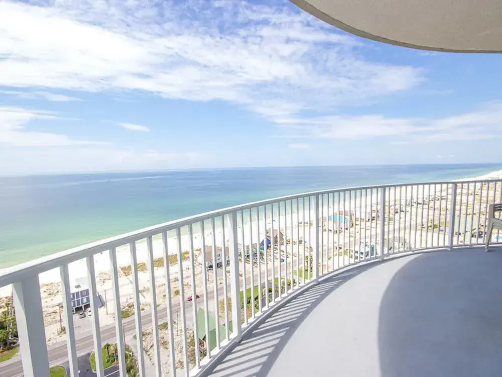 Bel Sole Penthouse 1801 - 4 Br condo