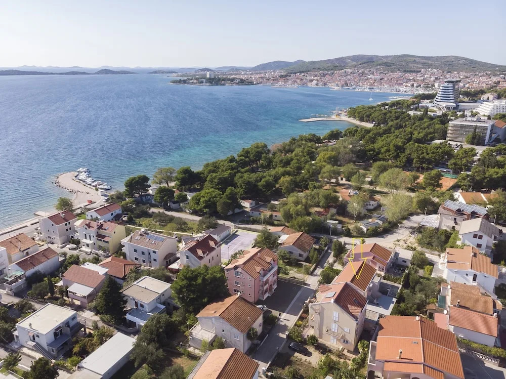 Apartments Holiday near beach