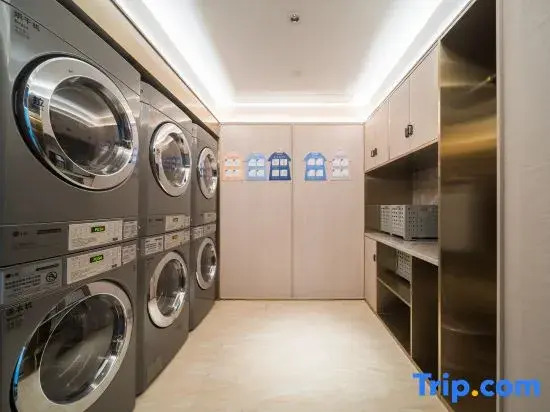 HanTing Hotel (Nanchang Chaoyang Center Guanying Road Subway Station)