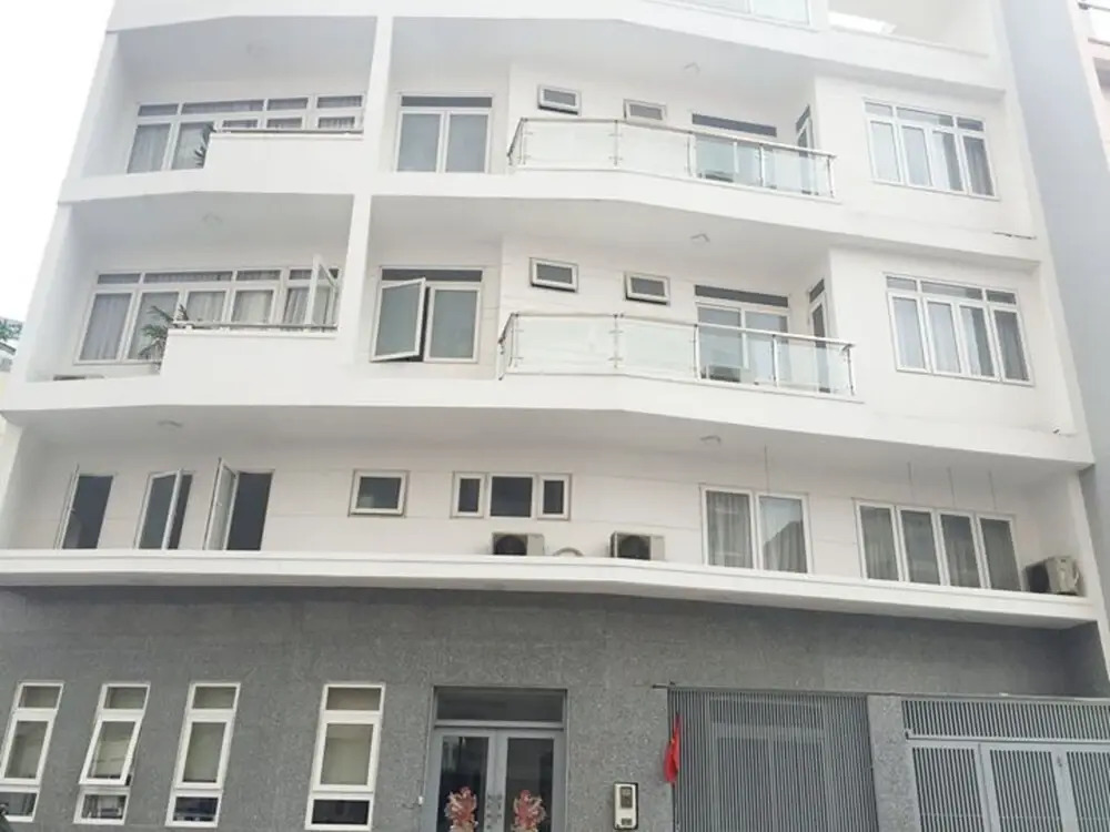 M-H Apartment Hotel