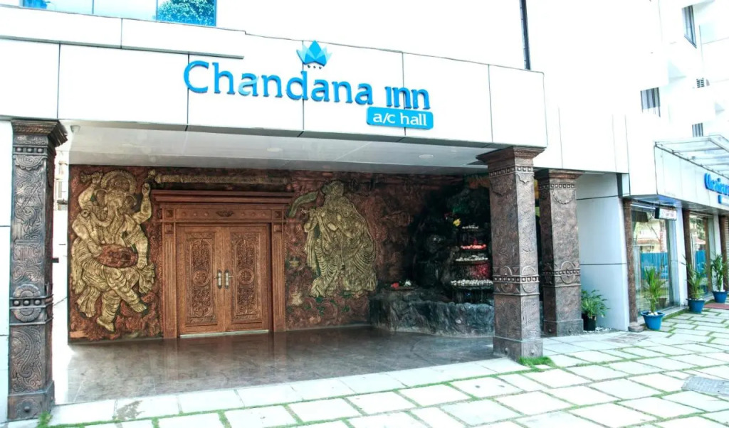Chandana Inn