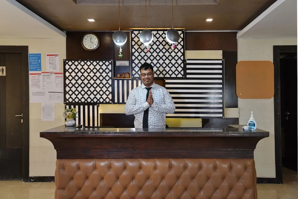 Palette by CheckIn Royal Retreat Delhi Formerly Imperial Villas
