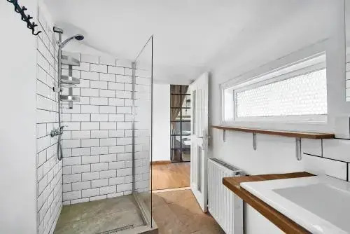 Attic Downtown by CityLife Suites