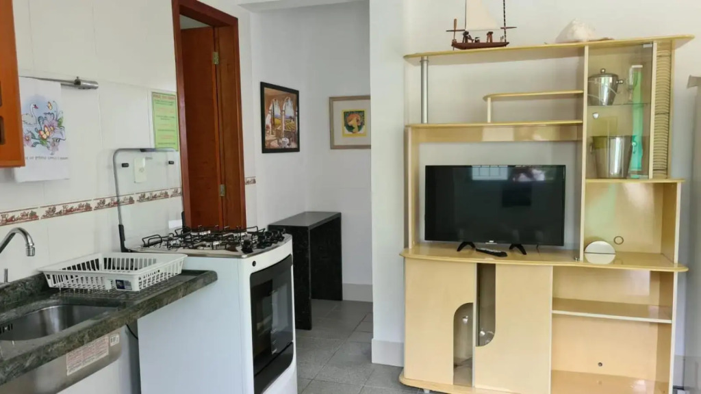 PRAIA 4 ILHAS Apartamento 1 Quarto a 60M Da Praia AR WIFI
