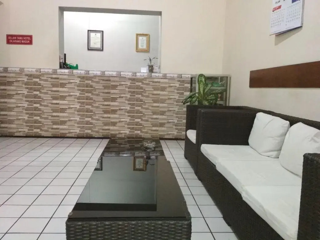 Hotel Sumber Waras