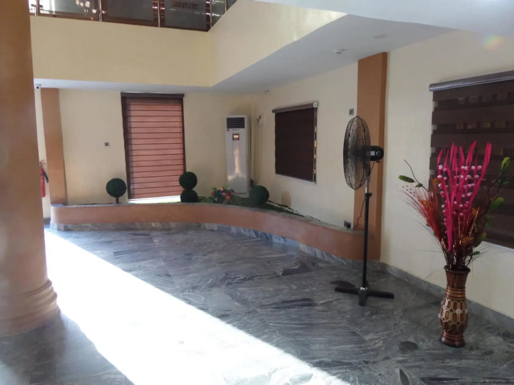 X Garden Hotel & Suites