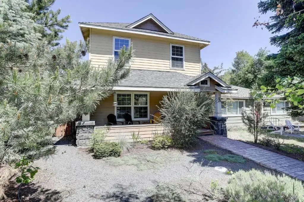 Westside Walkable-AC-3BR/2.5BA