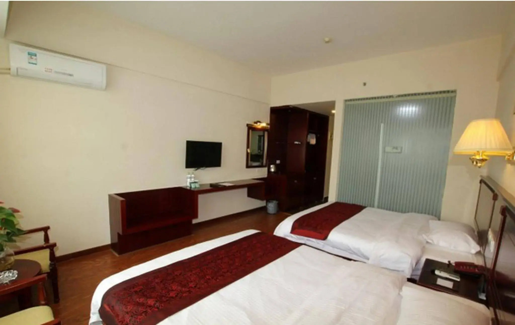 GreenTree Inn Guilin Lingui JinShan Square JinShui Road Express Hotel
