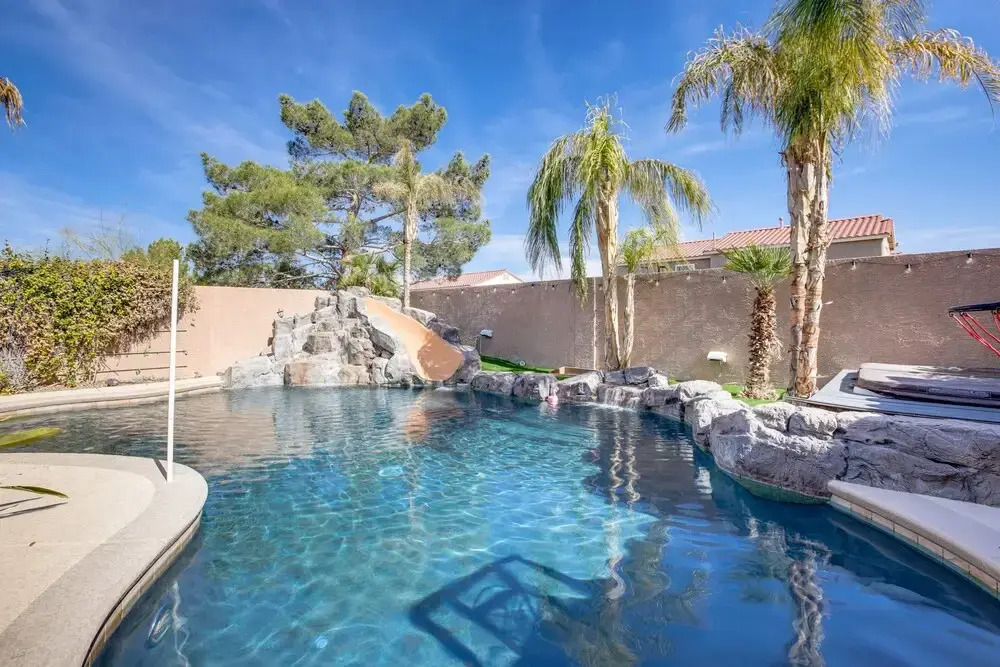 Large Las Vegas Home w/ Pool, Hot Tub + Game Room