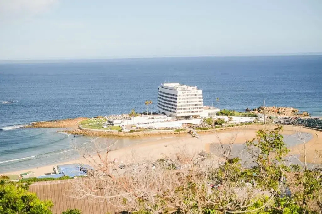 Dizzy Hill Villa with 270° Breathtaking Views. Pool + Patio