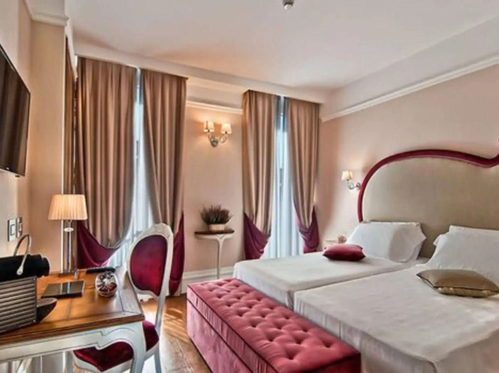 HOTEL VITE - By Naman Hotellerie