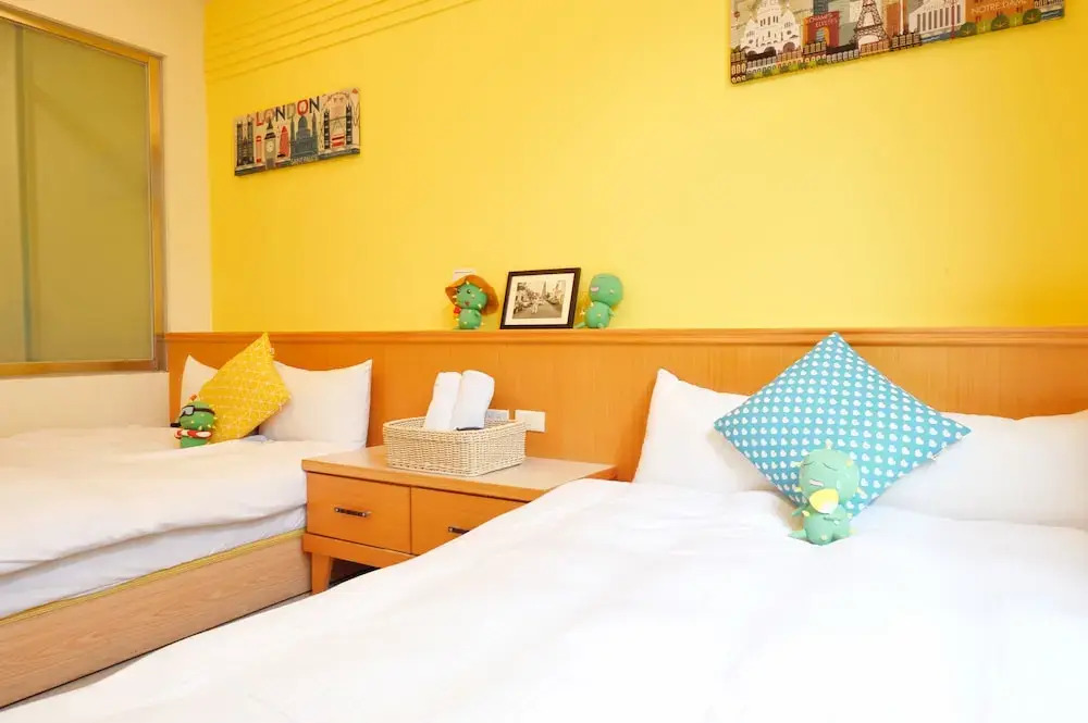PHSEA INN